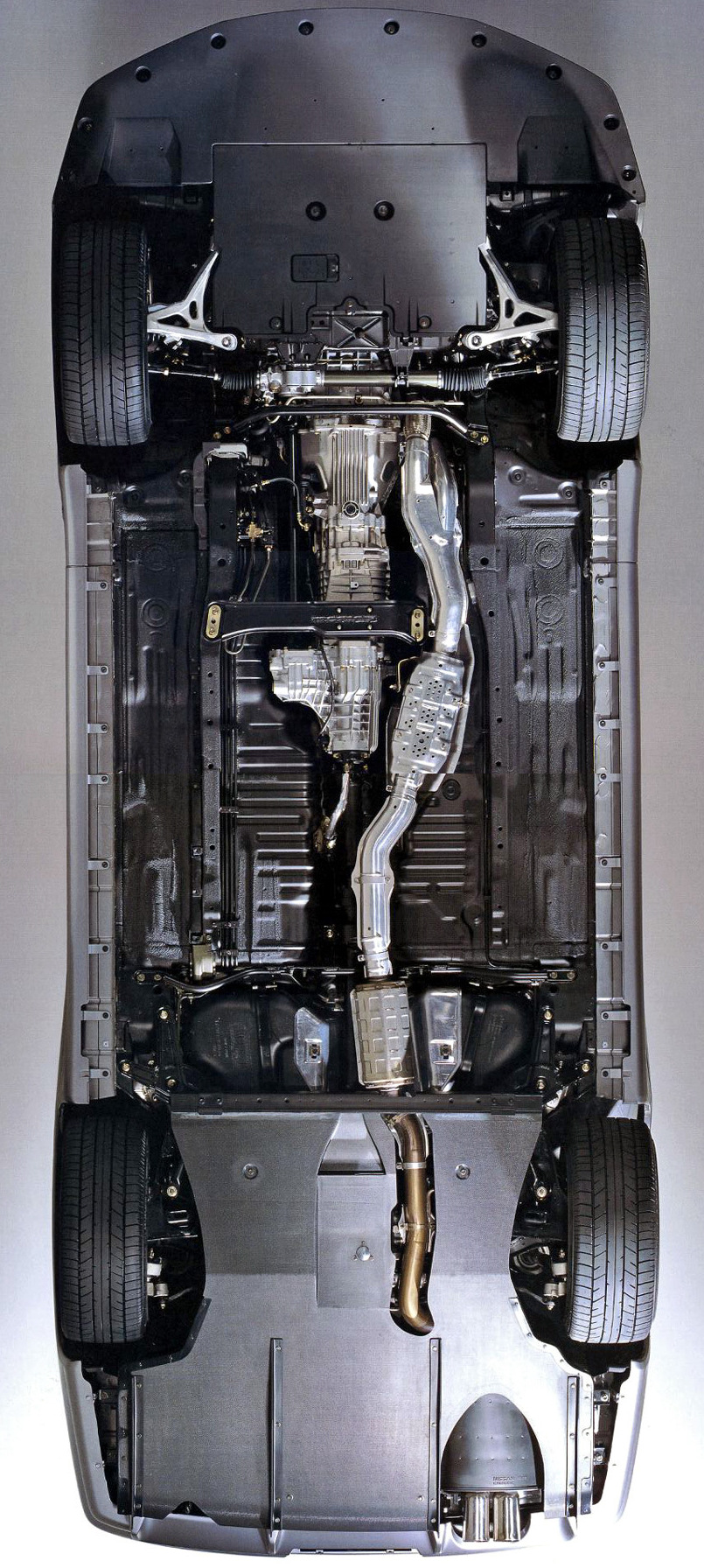 Carnostic team analyzing vintage car condition with data-driven valuation tools